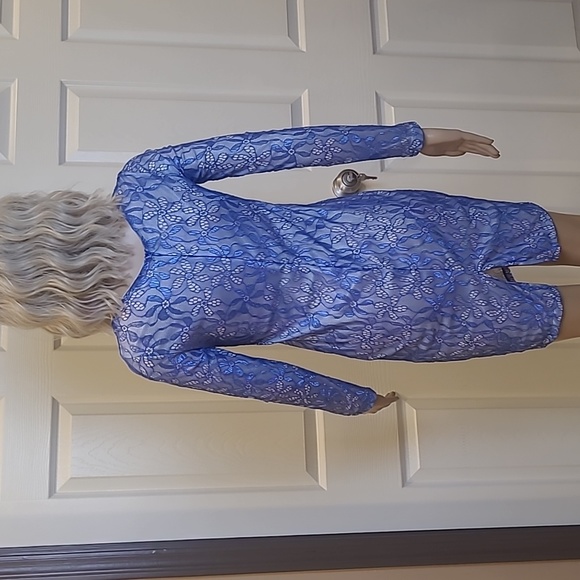 Xinyiyifang lace dress - Picture 5 of 9